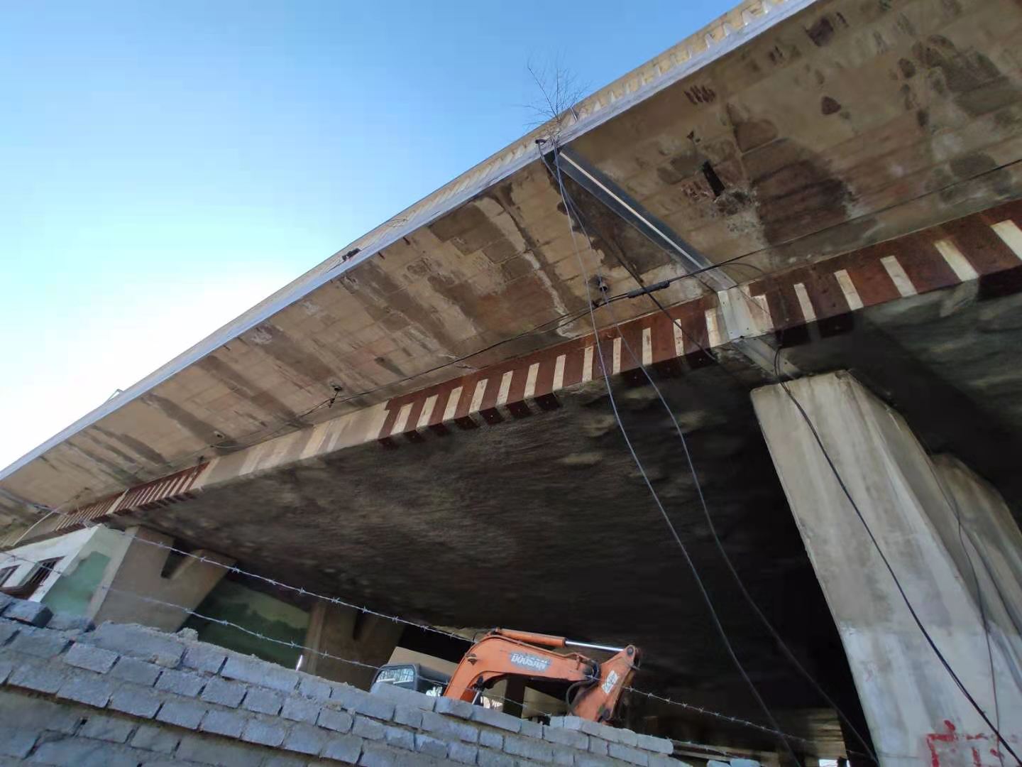 克孜勒苏柯尔克孜桥梁粘钢加固的四大特性